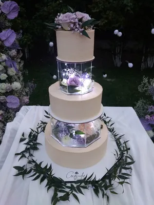 Купить Торт свадебный №35 — 900 грн/кг *+цветочный декор от Cupcake Studio