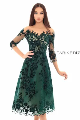 Кружевное платье изумрудного цвета Tarik Ediz 93667 | Cocktail dress style,  Evening dresses short, A line dress