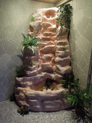 Декоративный водопад в квартире + фото