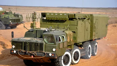 Обои броневик, грузовик, транспорт, военнослужащие, военная техника Full  HD, HDTV, 1080p 16:9 бесплатно, заставка 1920x1080 - скачать картинки и фото