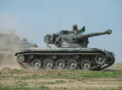 Французская военная бронетехника танк амк 13 | Обои для телефона