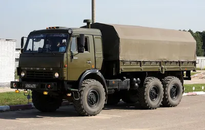 Армейские грузовики «Урал» и «Камаз»: какой лучше
