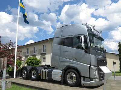 Volvo FH XXL – европейский тягач с американским спальником (видео) –  Автоцентр.ua