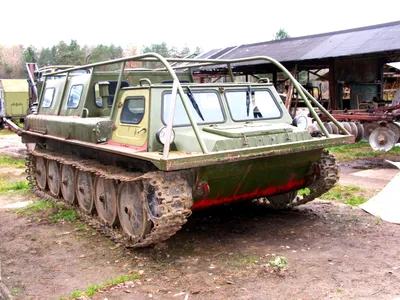 File:GAZ-71 tracker transporter.JPG - Wikimedia Commons