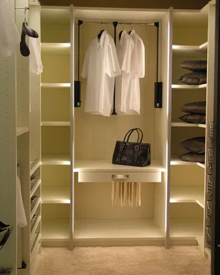 Дизайн гардеробной комнаты маленькая кладовка Гардеробная, Сделать шкаф, Гардеробные