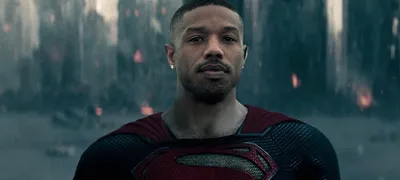 Майкл Б. Джордан прокомментировал слухи о замене Генри Кавилла в роли  Супермена - Shazoo