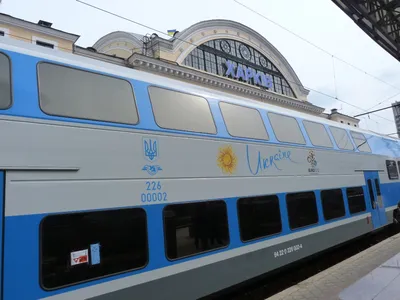 Новый двухэтажный поезд РЖД (фоторепортаж)