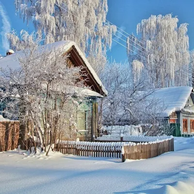 Деревенский дом зимой - 58 фото