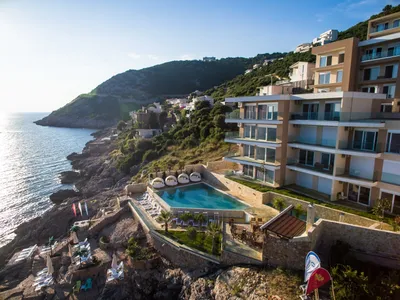 Квартиры с вилом на море, Добре Воде | Dream Estates Montengro, Savills