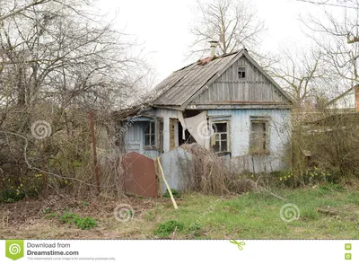 Старый покинутый дом самана в деревне Стоковое Фото - изображение  насчитывающей ð²ð½ð¸ð·, ñ ð»oð¼ð»ðµð½ð½ñ‹ðµ: 75957478