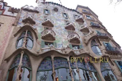 Безумные дома Антонио Гауди в Барселоне | Соло - путешествия 🌏 | Дзен