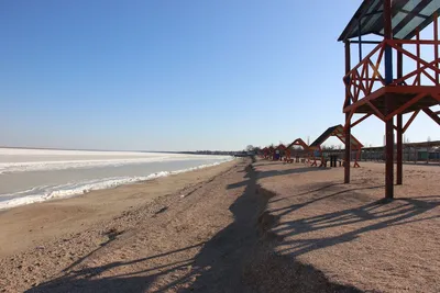 Вода в Азовском море ушла рекордно далеко от берегов. Но в этом нет ничего  необычного