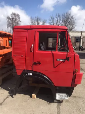 Кабина Камаз. Низкая крыша со спалкой - купить в kamaz-ukraine.com