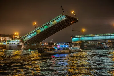 Кантемировский мост в городе \"Санкт-Петербург\"