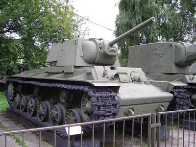 Советский тяжелый танк КВ-1 (45 фото) » Картины, художники, фотографы на  Nevsepic