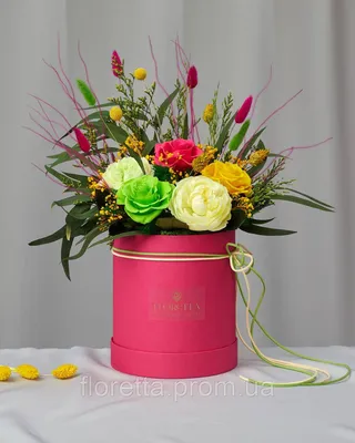 Букет в коробке «Цветочные фантазии». Цветы в шляпе. Букет из цветов в коробке. Живые цветы, цена 1150 грн — Prom.ua (ID#1445269298)