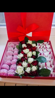 Цветы в коробке. Подарки в коробке. Цветы в коробке. Подарок в коробке | Gift wrapping, Gifts, Wrap