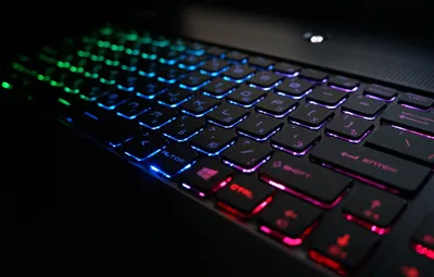 Обои colors, подсветка, клавиатура, ноутбук, notebook, laptop, keyboard,  led, MSI, GS70Stealth, GS70 картинки на рабочий стол, раздел hi-tech -  скачать