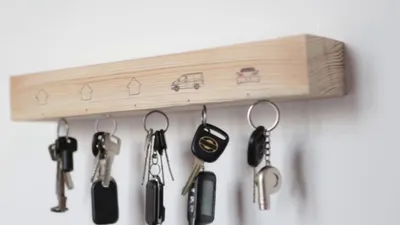 DIY Magnetic key holder with an invisible mount - YouTube