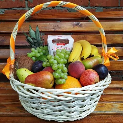 Корзина фруктов «Всё включено!» купить по цене 10 470 руб. с доставкой в  Краснодаре