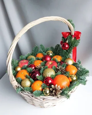 Корзина с фруктами | Новогодние подарки, Рождественские изделия, Подарочная  корзина