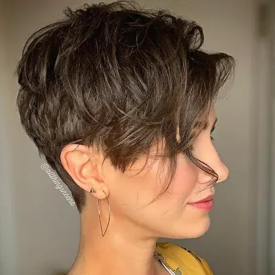 Модные короткие стрижки для женщи.. | Pixie haircut, Latest short  hairstyles, Thick hair styles