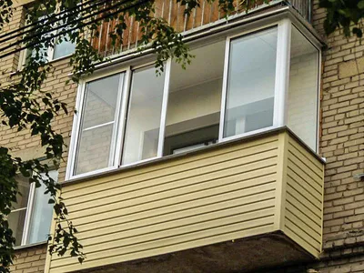 Витражные балконы в новостройке под ключ - Заказать остекления балконов