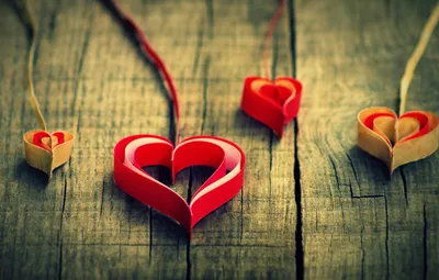 Обои любовь, красный, бумага, фон, widescreen, обои, настроения, сердце,  сердца, красиво, wallpaper, love, сердечко, heart, оригами, широкоформатные  картинки на рабочий стол, раздел настроения - скачать