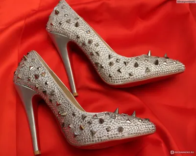 Туфли на высоком каблуке TAOBAO Christian Louboutin  Sairi-Spiked-Studded-Pumps Реплика - «Лабутены из Поднебесной. Ах, алмаз  моего сердца! Мечта сороки. Но закрадываются мысли о сложном расставании.  Много фото! » | отзывы