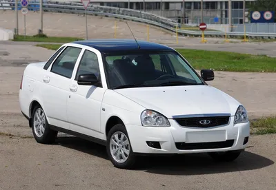 Черно-белая Lada Priora будет стоить 506,3 тыс. рублей - ГородТольятти