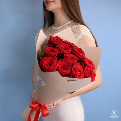 Букет из 11 роз \" Ред Наоми\" купить в Курске | заказать живые цветы с  доставкой на дом или самовывоз