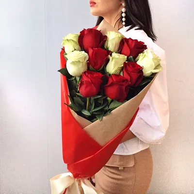 Букет из 11 роз Эксплорер (Эквадор) 60 см – заказать в Красноярске в  компании «Ромашково»