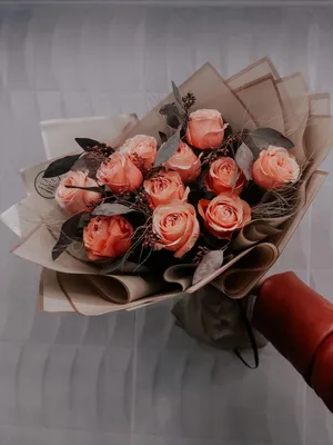 Цветы 11 красных роз Эквадор доставка Владивосток Цветочный король доставка
