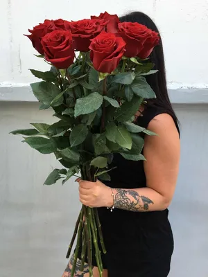 Букет из 11 роз – купить с доставкой в интернет-магазине Мегацвет24