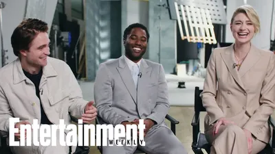 John David Washington, Robert Pattinson, \u0026 Elizabeth Debicki Dish On  'Tenet' | Entertainment Weekly - YouTube