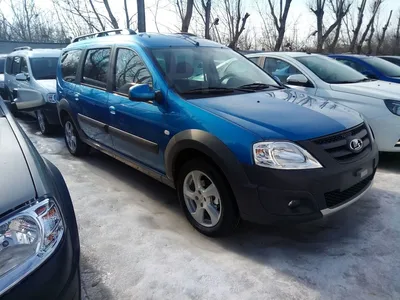Продаётся авто Лада Largus Cross 2020 в Тольятти, Цвет: Лазурно- синий,  механическая коробка, привод передний