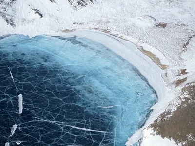 Прозрачный лед и синее небо: пять причин отправиться зимой на Байкал -  IrkutskMedia
