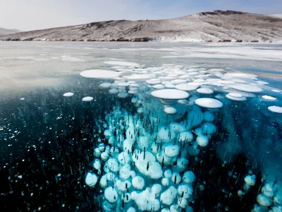 Завораживающий лёд Байкала