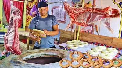 ЧУДО ЛЕПЕШКИ! Мясные лепешки в тандыре Уличная еда Узбекистана | Пикабу