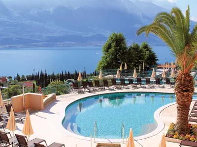 Hotel San Pietro в Лимоне-суль-Гарда, стоимость, фото, отзывы - Planet of  Hotels