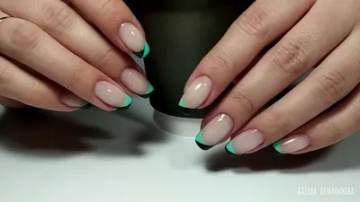 Необычный френч на клиенте/достраиваем уголки ногтей - YouTube