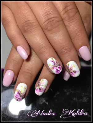 Розовый маникюр Цветы лилии | Красивые ногти, Маникюр, Розовый маникюр