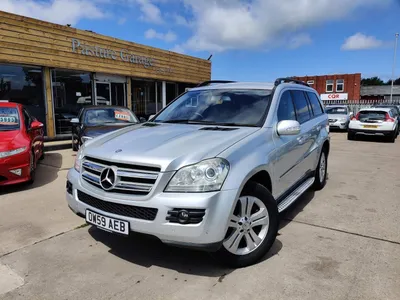 Подержанный Mercedes Gl Class Gl320 CDI 4Matic (полная кожа + биксеноновые активные фары + сиденья с подогревом, памятью + 20 дюймов черных сплавов + конфиденциальность) | Oakwoods Group