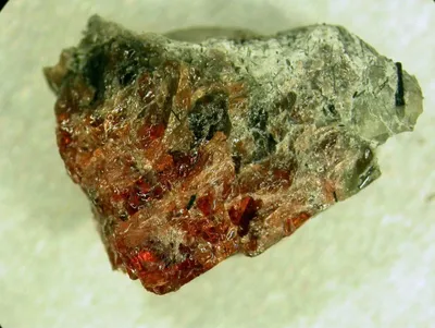 Минерал Раслакит: описание, состав и характеристики – Каталог минералов и  камней