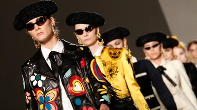 Мода от Moschino в стиле испанских тореро. Испания по-русски - все о жизни  в Испании