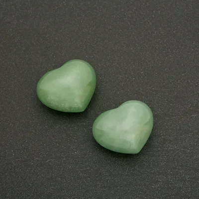 Сувенирный камень Сердце из натурального камня Нефрит (+-)21х27мм |  интернет магазин \"Pebble Bead\"