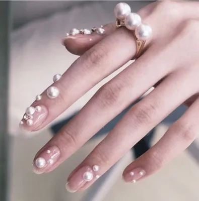 Жемчужные ногти — новый нейл-тренд из Кореи: 20 элегантных дизайнов | WMJ.ru