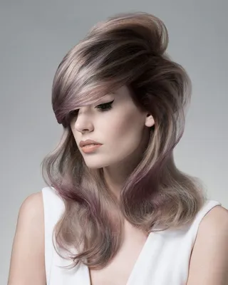 Online-просмотр журнала Hair's How. | Beauty hair color, Creative hair  color, Runway hair