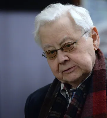 https://uznayvse.ru/znamenitosti/biografiya-oleg-tabakov.html