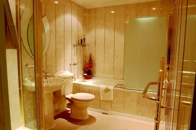 Отделка ванной комнаты пластиковыми панелями - 65 фото